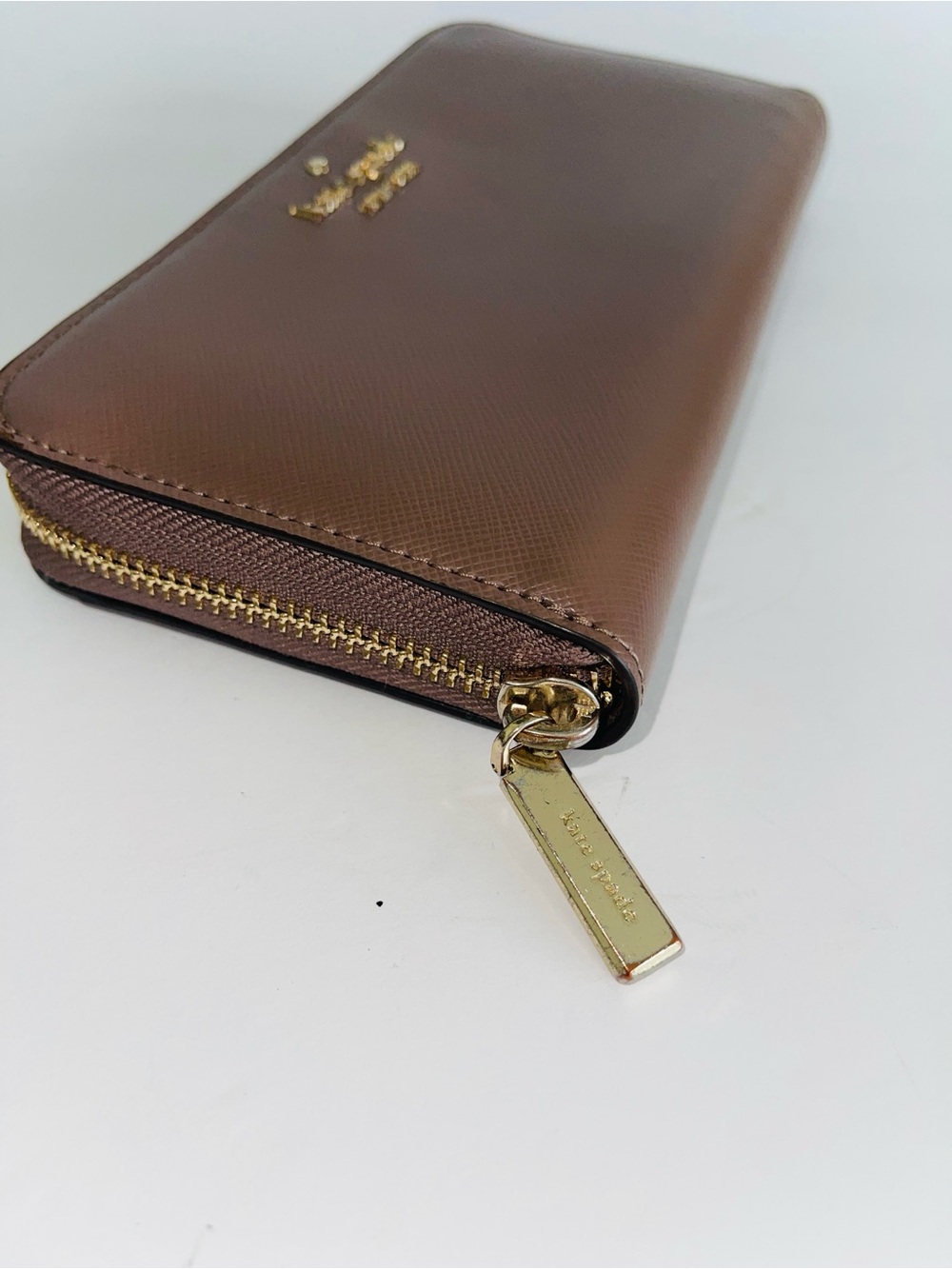 kate spade Mauve Zip-Around Saffiano Leather Wallet with Gold Logo Dusty Pink - Picture 6 of 14